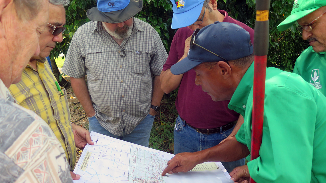 entomologists-moscamed-rd_1140x640.jpg