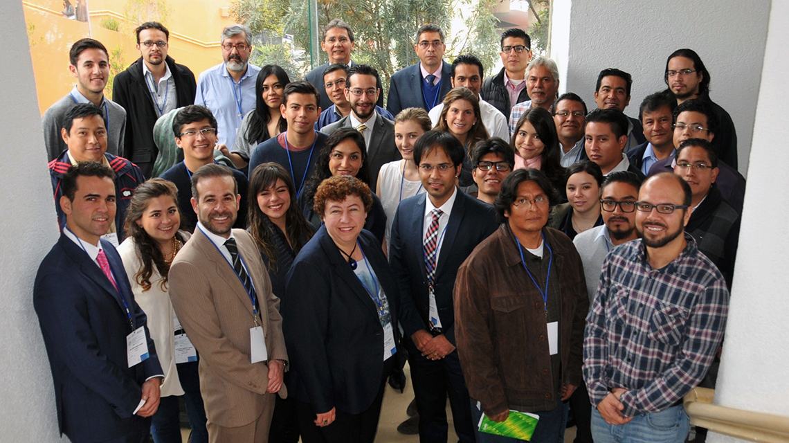 mex9055-group-oct16.jpg