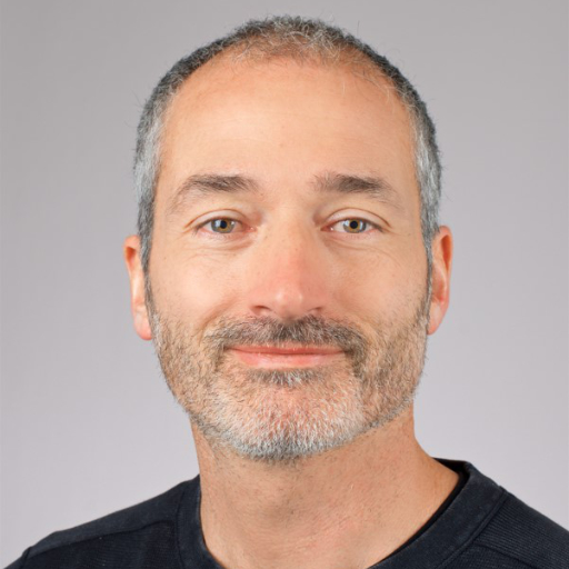nicola-bizzocchi-portrait.jpg