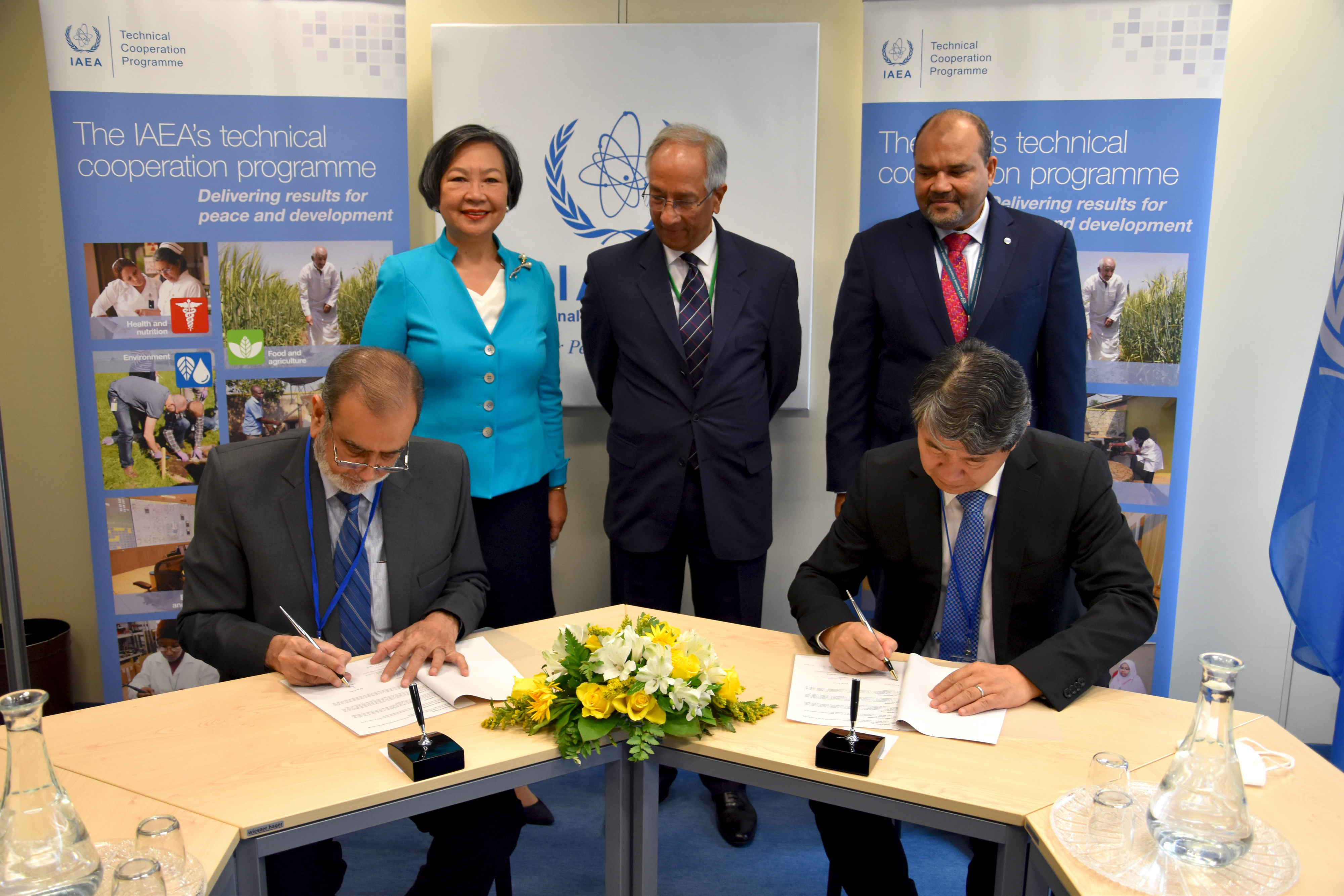 paec-iaea2.jpg