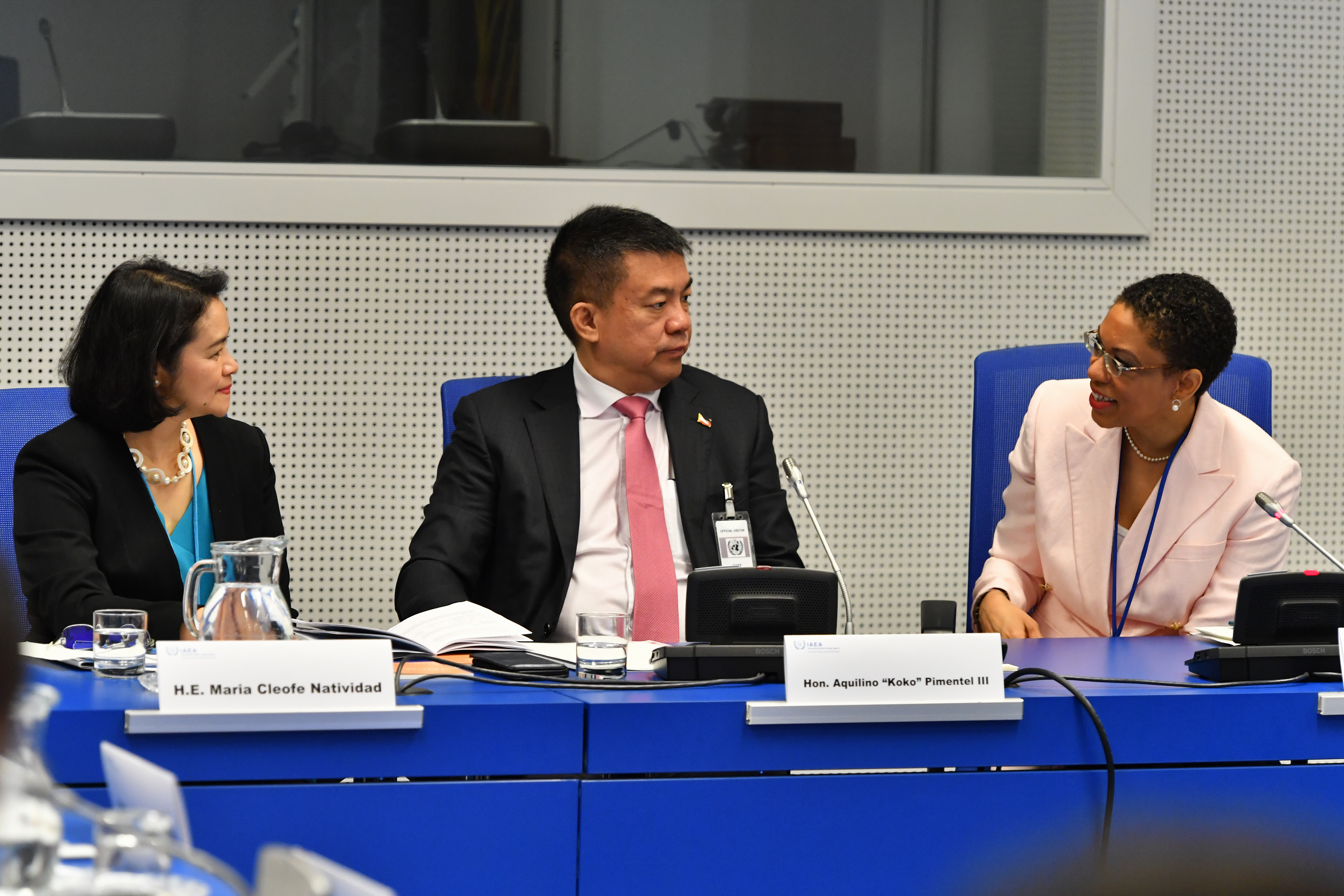 Philippine delegation meeting with the IAEA Office of Legal Affairs phil_meeting.jpg