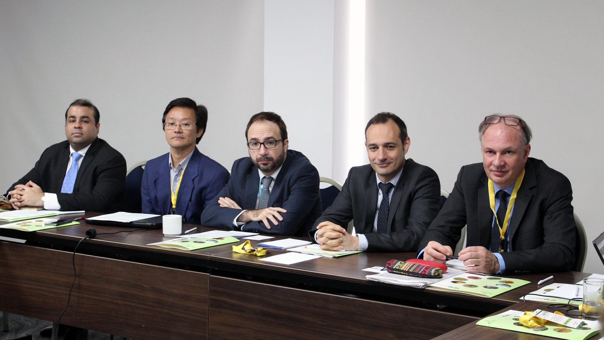rla5068-meeting.jpg