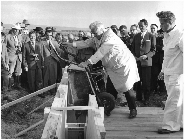 Construction of the first IAEA laboratory in Seibersdorf was inaugurated by the first Director General, William Sterling Cole, in 1959. The laboratory came into operation 3 years later.