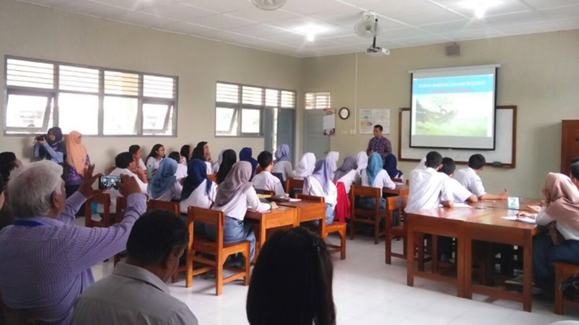students-indonesia.jpg