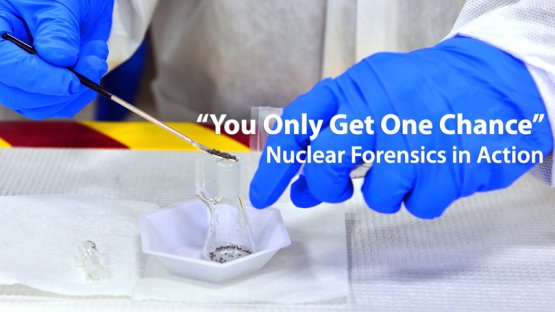 Una única oportunidad: la criminalística nuclear en acción (en inglés)