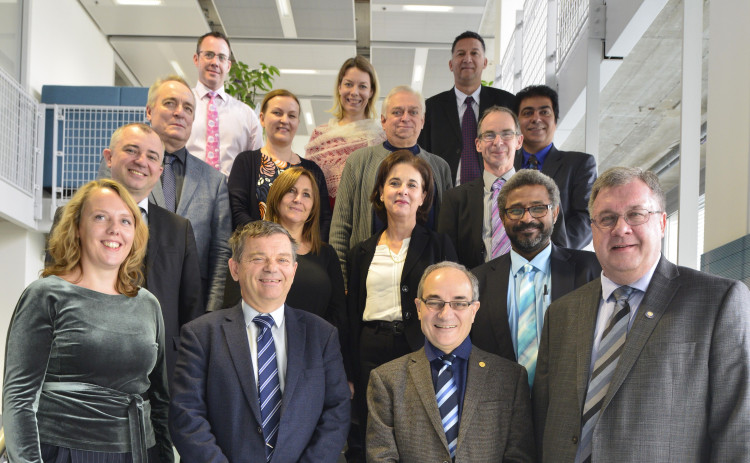 Group picture of experts.
